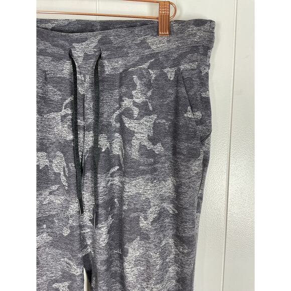 Lululemon Ready to Rulu Joggers - Grey Camo Size 8 - Picture 7 of 10
